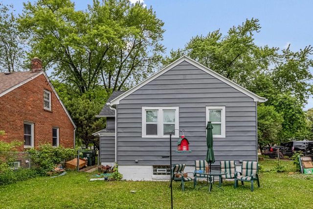 4406 S Nicholson AVENUE, Milwaukee, WI 53235