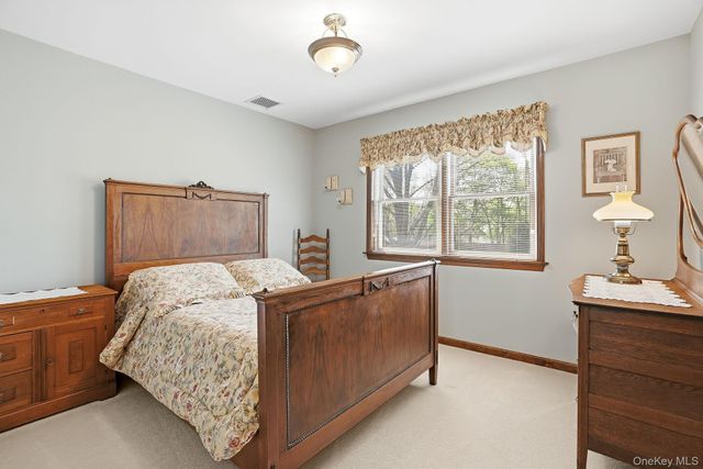 73 Sunset Road, Montrose, NY 10548