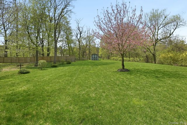 73 Sunset Road, Montrose, NY 10548