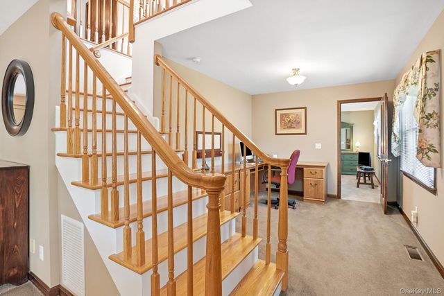 73 Sunset Road, Montrose, NY 10548