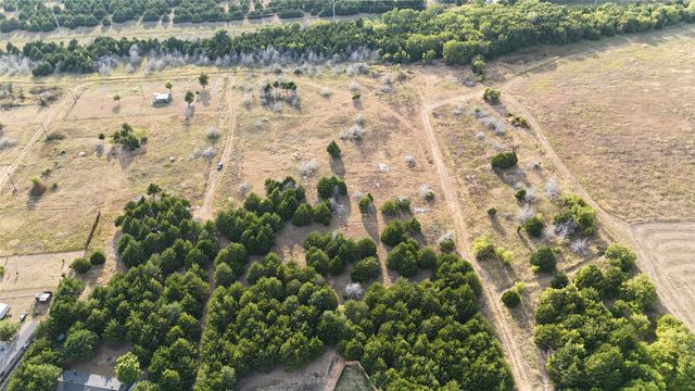 124 W Overhill Drive, Glenn Heights, TX 75154
