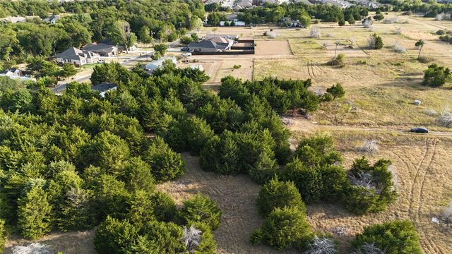 124 W Overhill Drive, Glenn Heights, TX 75154