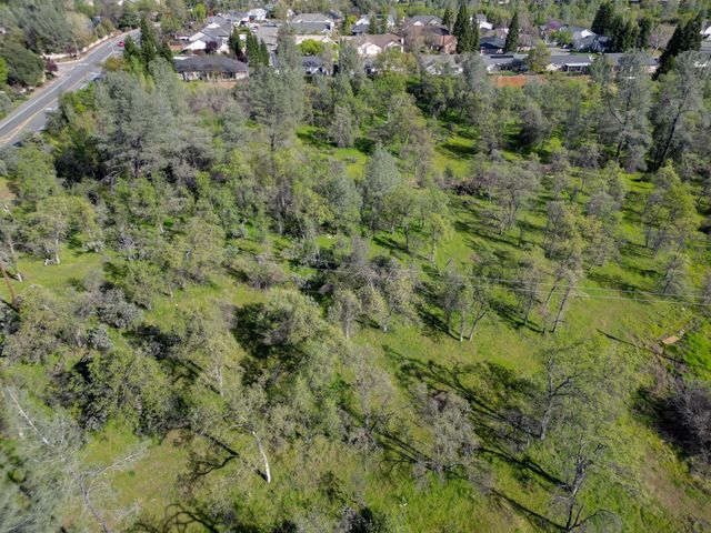 16928 Campo Calle, Redding, CA 96001