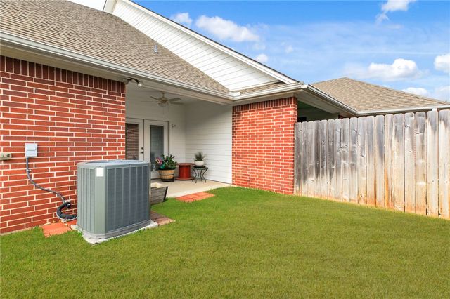 2011 Reagan Court, Bryan, TX 77802