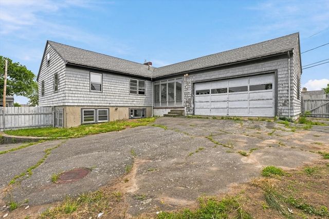 21 North Shore Ave, Danvers, MA 01923