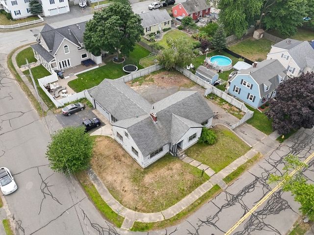 21 North Shore Ave, Danvers, MA 01923