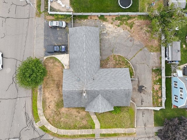 21 North Shore Ave, Danvers, MA 01923