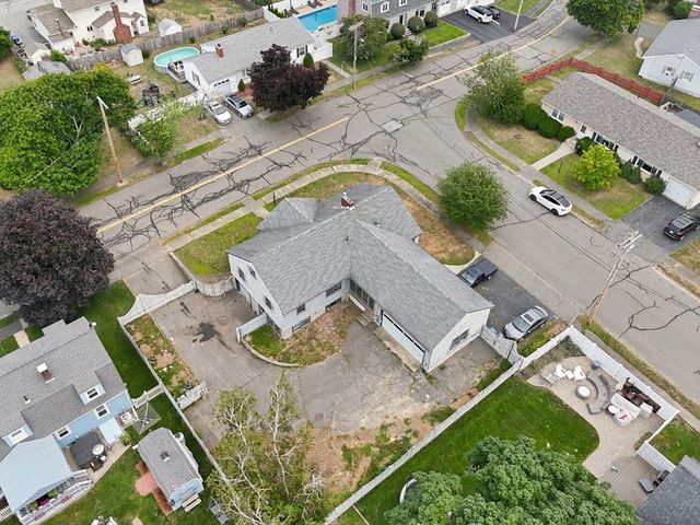 21 North Shore Ave, Danvers, MA 01923