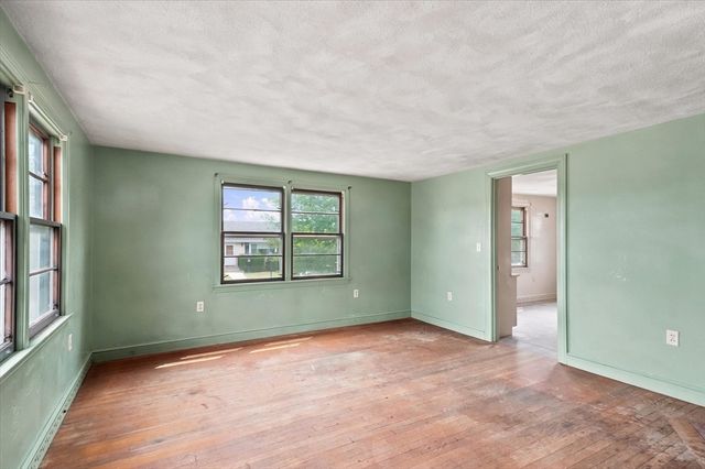 21 North Shore Ave, Danvers, MA 01923