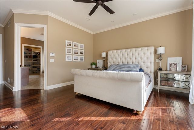 1124 Laurel Green Drive NE, North Canton, OH 44720