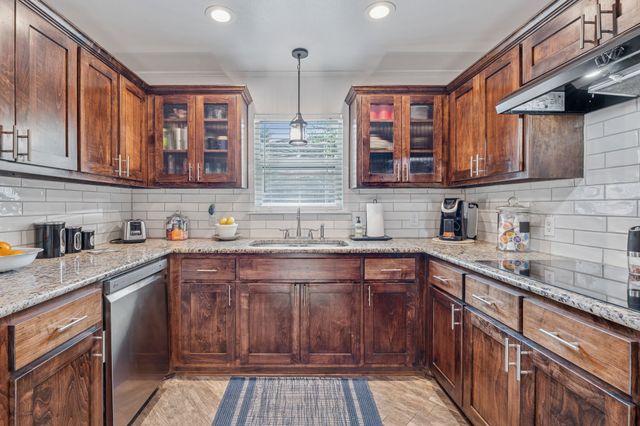 206 Allenwood Drive, Allen, TX 75002