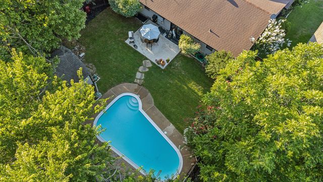 206 Allenwood Drive, Allen, TX 75002