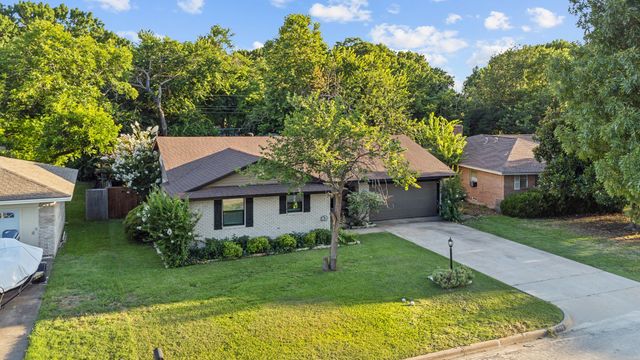 206 Allenwood Drive, Allen, TX 75002
