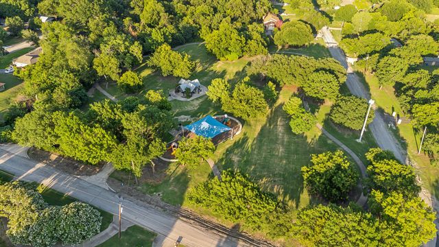 206 Allenwood Drive, Allen, TX 75002
