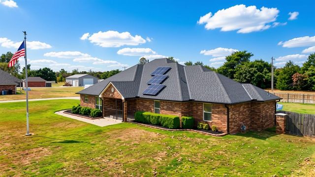 11133 Burning Oaks Drive, Oklahoma City, OK 73150
