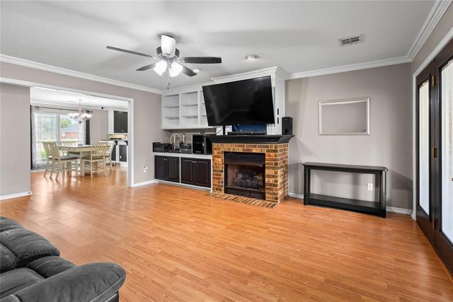 11133 Burning Oaks Drive, Oklahoma City, OK 73150