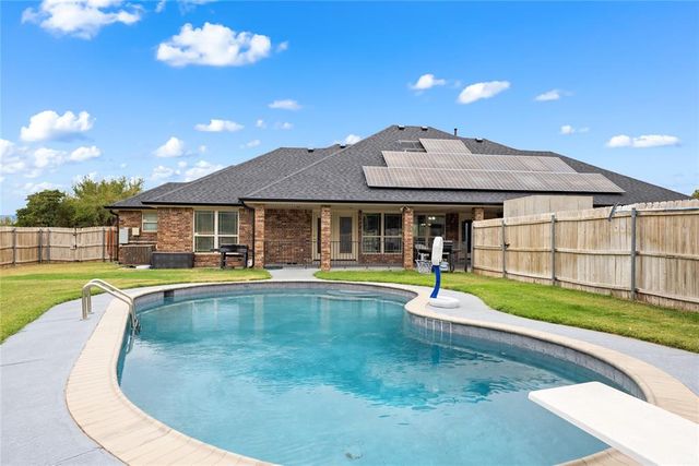 11133 Burning Oaks Drive, Oklahoma City, OK 73150