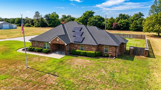11133 Burning Oaks Drive, Oklahoma City, OK 73150