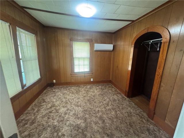 109 W 22nd Street, Pittsburg, KS 66762