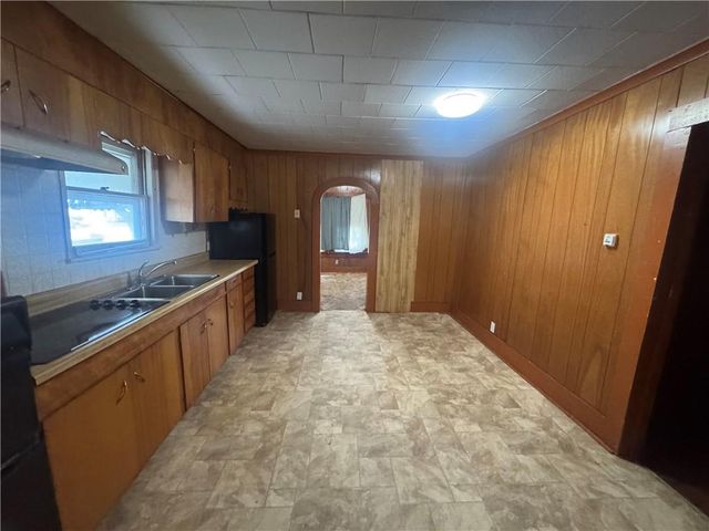 109 W 22nd Street, Pittsburg, KS 66762