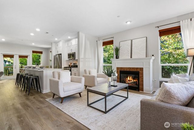 2319 NE Marion Lane, Issaquah, WA 98029