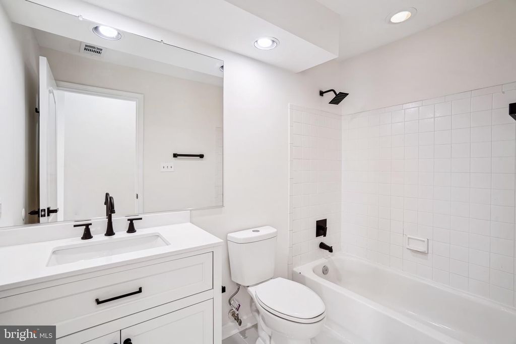 10004 ENFORD CT, Lanham, MD 20706