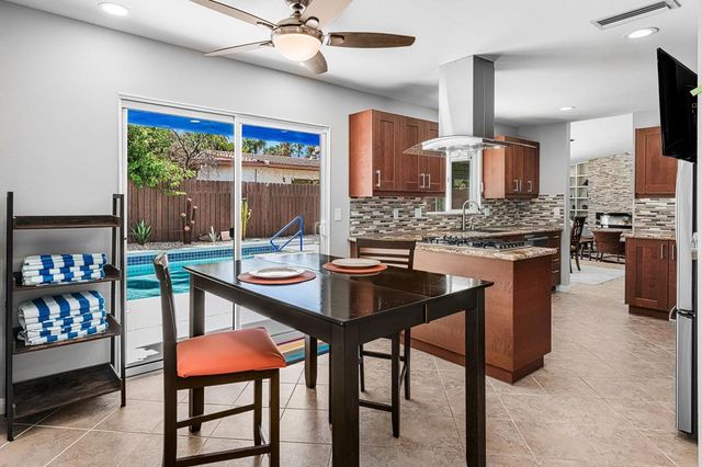 3105 Cambridge Court S, Palm Springs, CA 92264