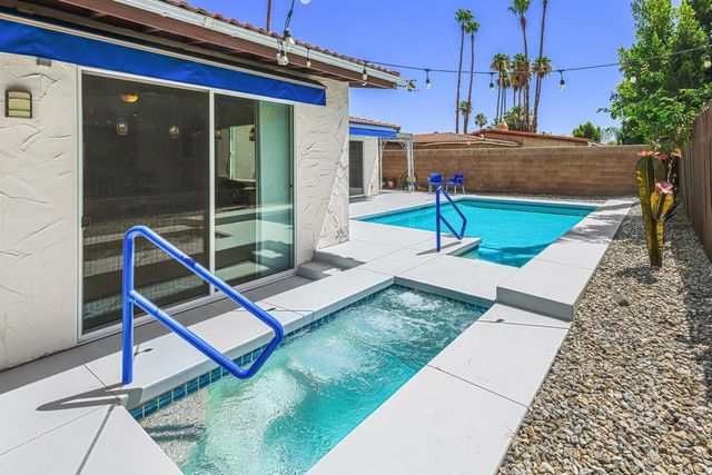 3105 Cambridge Court S, Palm Springs, CA 92264