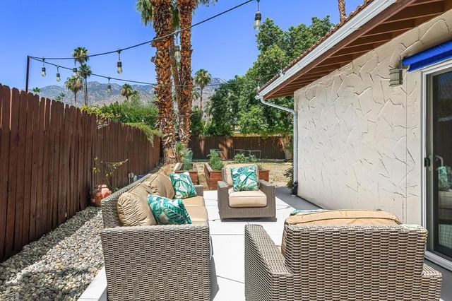 3105 Cambridge Court S, Palm Springs, CA 92264