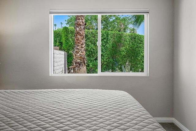 3105 Cambridge Court S, Palm Springs, CA 92264