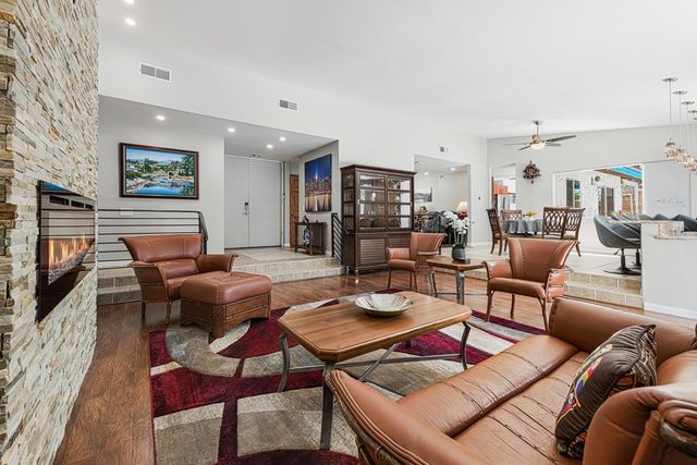 3105 Cambridge Court S, Palm Springs, CA 92264