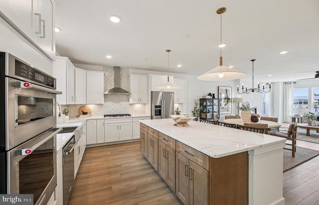 1166 CRESTED WOOD DR, Laurel, MD 20724