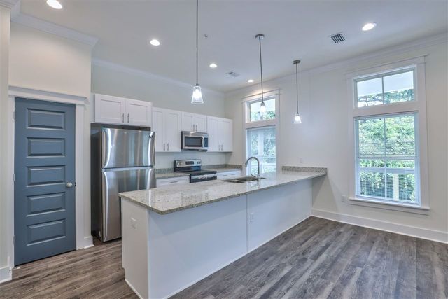 429 Saint Francis St Apt 3, Tallahassee, FL 32301