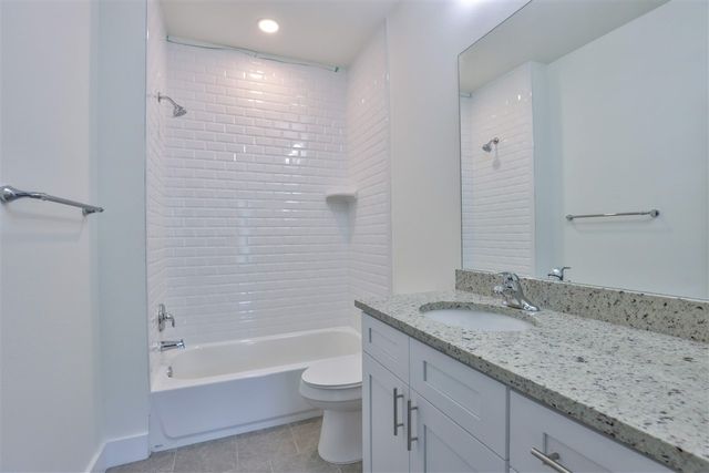 429 Saint Francis St Apt 3, Tallahassee, FL 32301