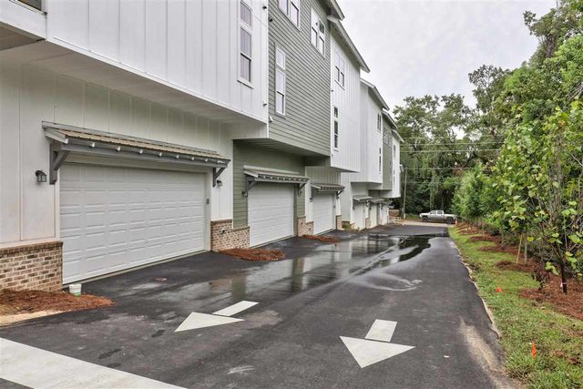 429 Saint Francis St Apt 3, Tallahassee, FL 32301