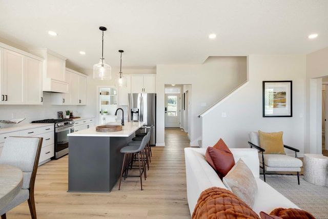 10010 Corral Way, Victoria, MN 55318