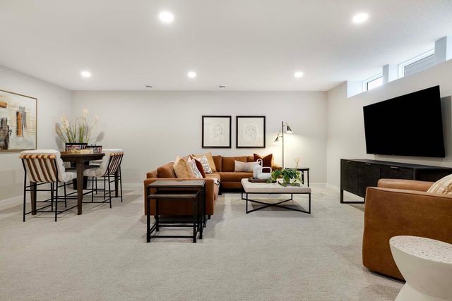 10010 Corral Way, Victoria, MN 55318