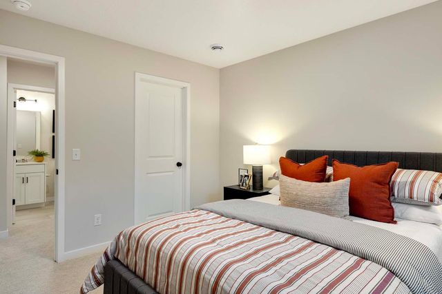 10010 Corral Way, Victoria, MN 55318