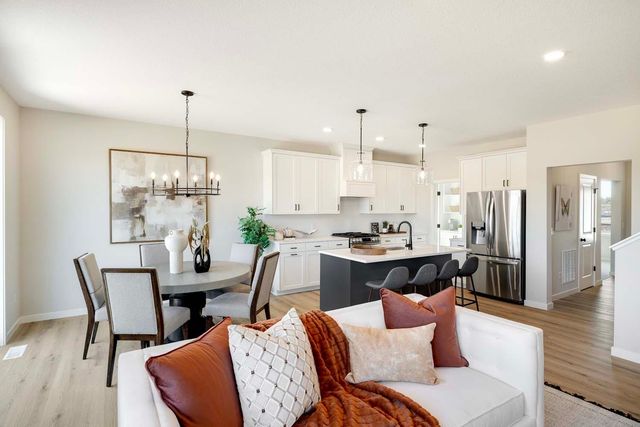 10010 Corral Way, Victoria, MN 55318