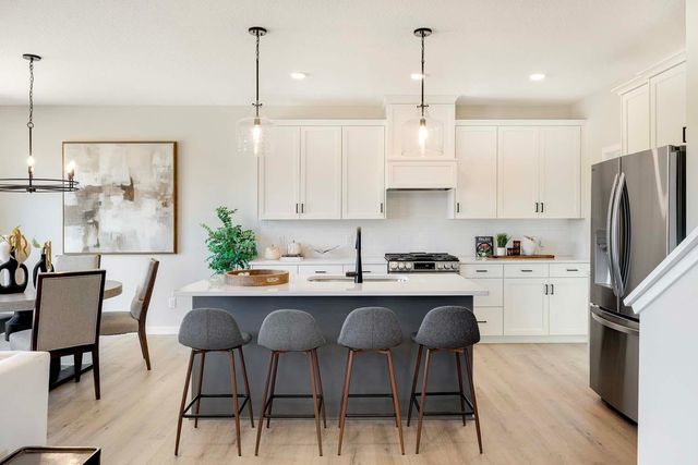 10010 Corral Way, Victoria, MN 55318