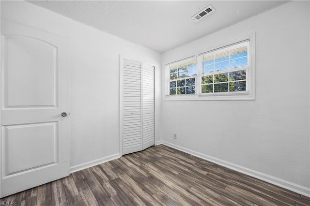 107 Beazley DR, Portsmouth, VA 23701