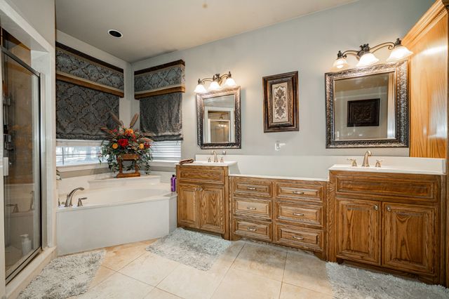 181 Vz County Road 3528, Wills Point, TX 75169