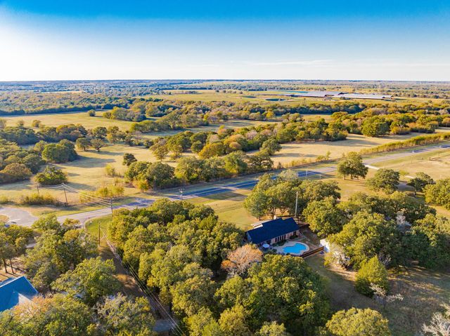 181 Vz County Road 3528, Wills Point, TX 75169