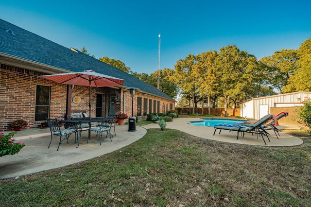 181 Vz County Road 3528, Wills Point, TX 75169
