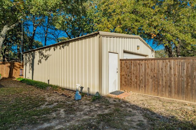 181 Vz County Road 3528, Wills Point, TX 75169