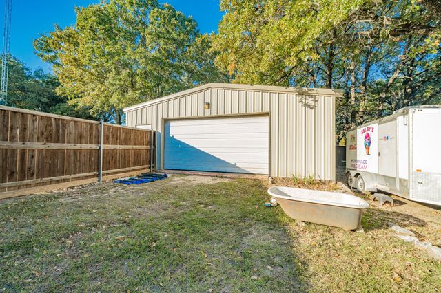 181 Vz County Road 3528, Wills Point, TX 75169