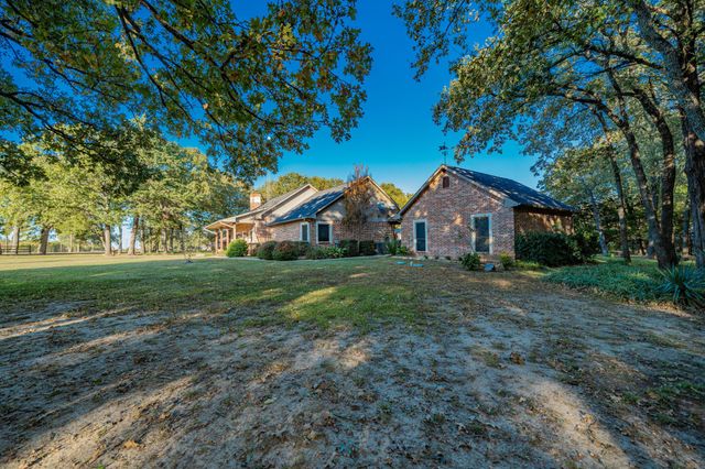 181 Vz County Road 3528, Wills Point, TX 75169