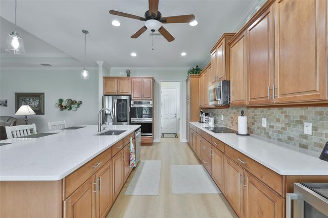 1719 PACIFIC DUNES DR, Sun City Center, FL 33573
