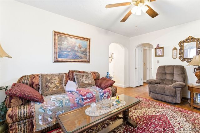 211 Virginia Court, New Albany, IN 47150