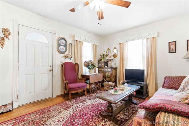 211 Virginia Court, New Albany, IN 47150